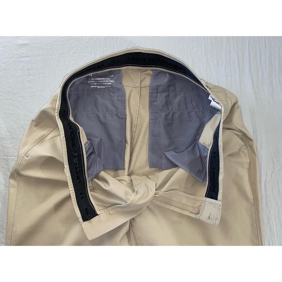 Under Armour Flex Waist Super Lightweight Golf 'The Showdown Pants'. Men's 38X32 - Picture 7 of 9